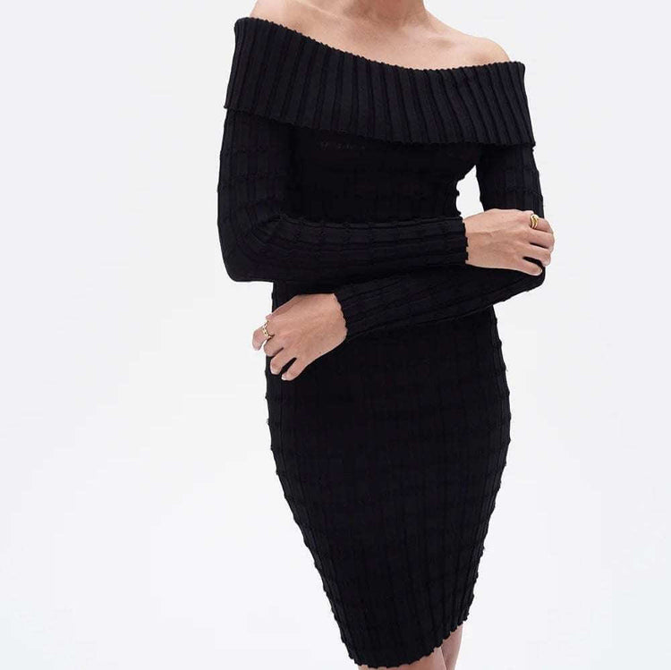 Cold-Shoulder Bodycon Knitted Dress paired with heels