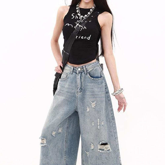 Women’s cropped jeans with modern fit