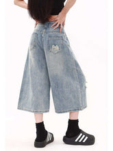 Stylish cropped jeans pants for casual wear